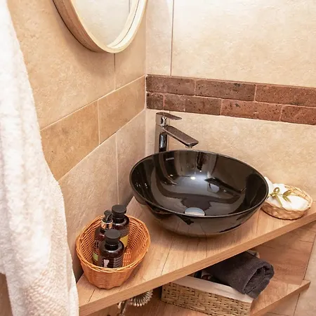 Luxury Apartmanhotel *